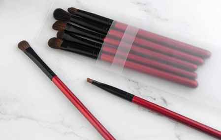 化妝刷清洗與晾干全攻略 吹風機是否適用及正確方法