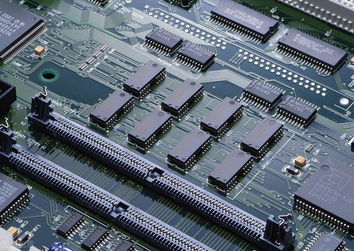 不懼疫情，中國集成電路設(shè)計(jì)業(yè)增速超20%展現(xiàn)強(qiáng)勁韌性